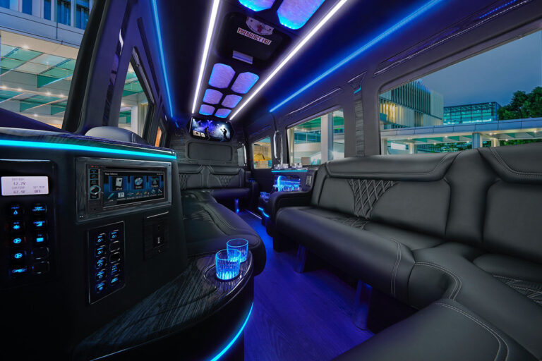 Hollywood Town Car and Limousine|Los Angeles Sprinter Van